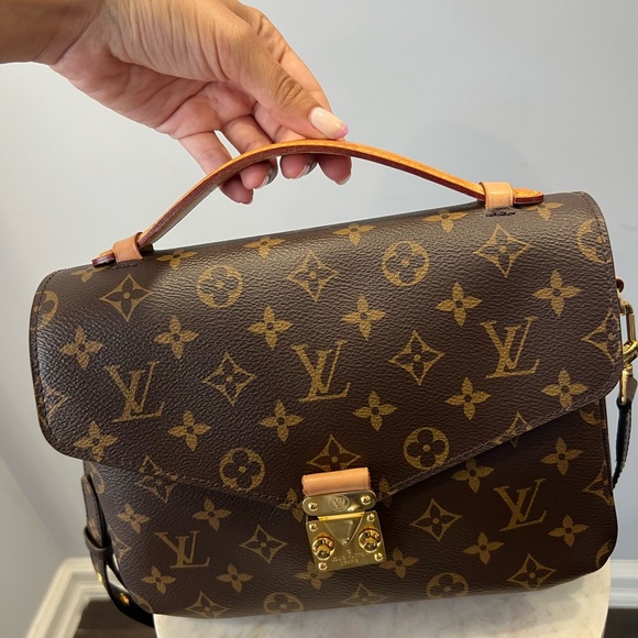 Louis Vuitton Pochette Métis Shoulder Bag Brown Canvas, * AUTHENTIC * - Picture 8 of 12